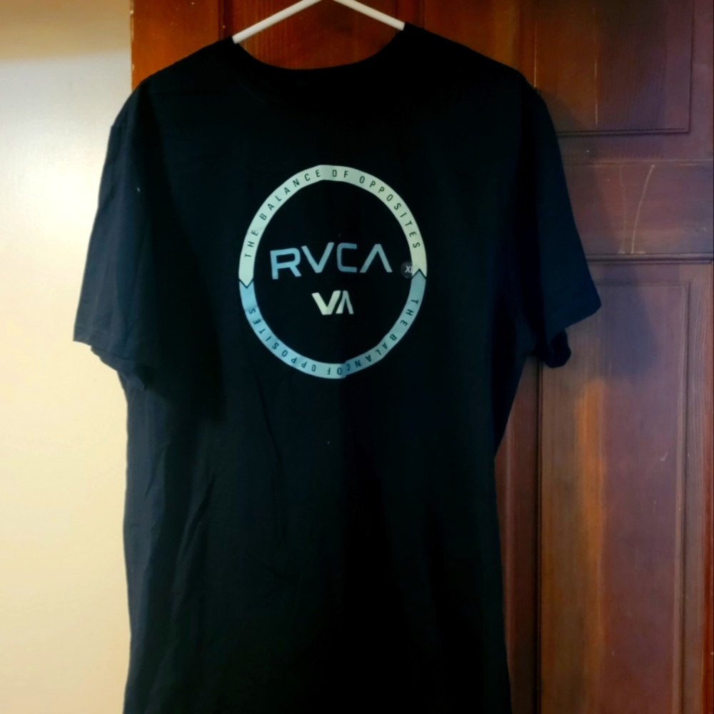 RVCA "Balance of Opposites" Tee